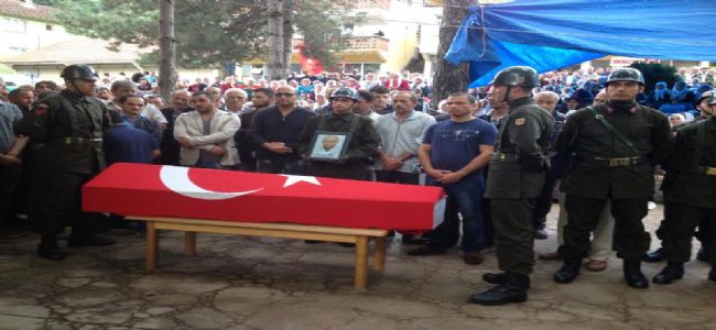 KIBRIS GAZİSİ, ASKERİ TÖRENLE SON YOLCULUĞUNA UĞURLANDI